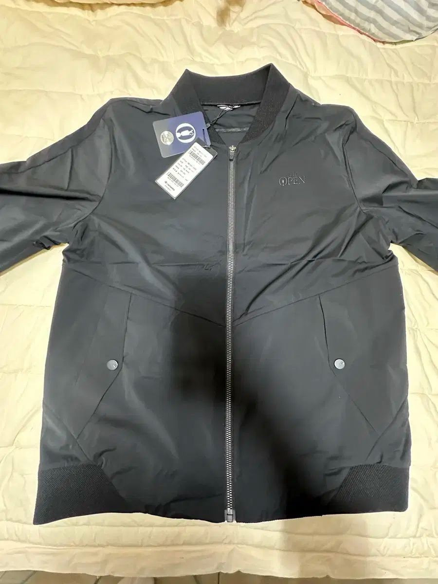 メンズ スタジアムネック