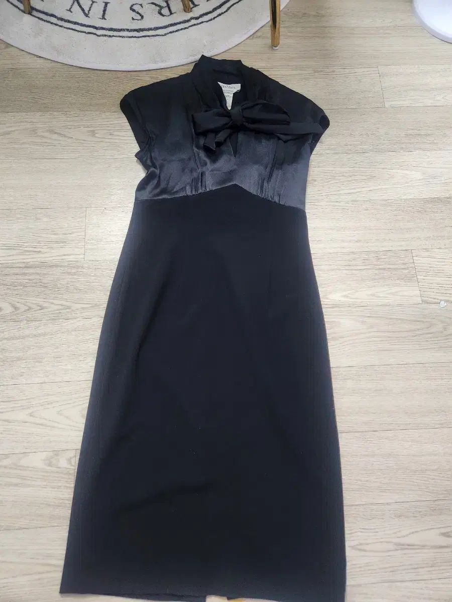 MAX MARA マックスマーラ 本物のシルクドレス