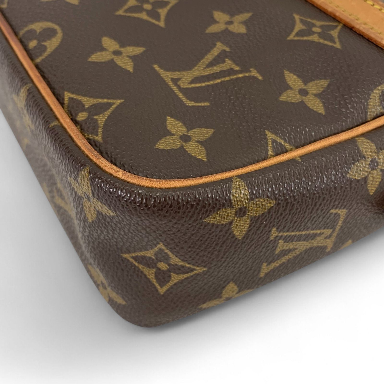 LOUIS VUITTON ルイヴィトン コンピエーニュ 23 クラッチバッグ