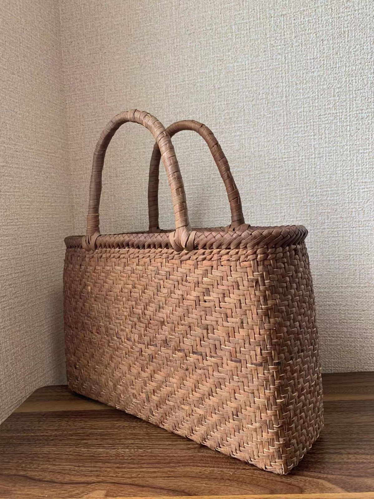 山葡萄、手作り、カゴバッグ、網代編み、花編み、細ひご 楽天市場】山葡萄 山葡萄かごバッグ 手作り 籠バッグ 網代編み