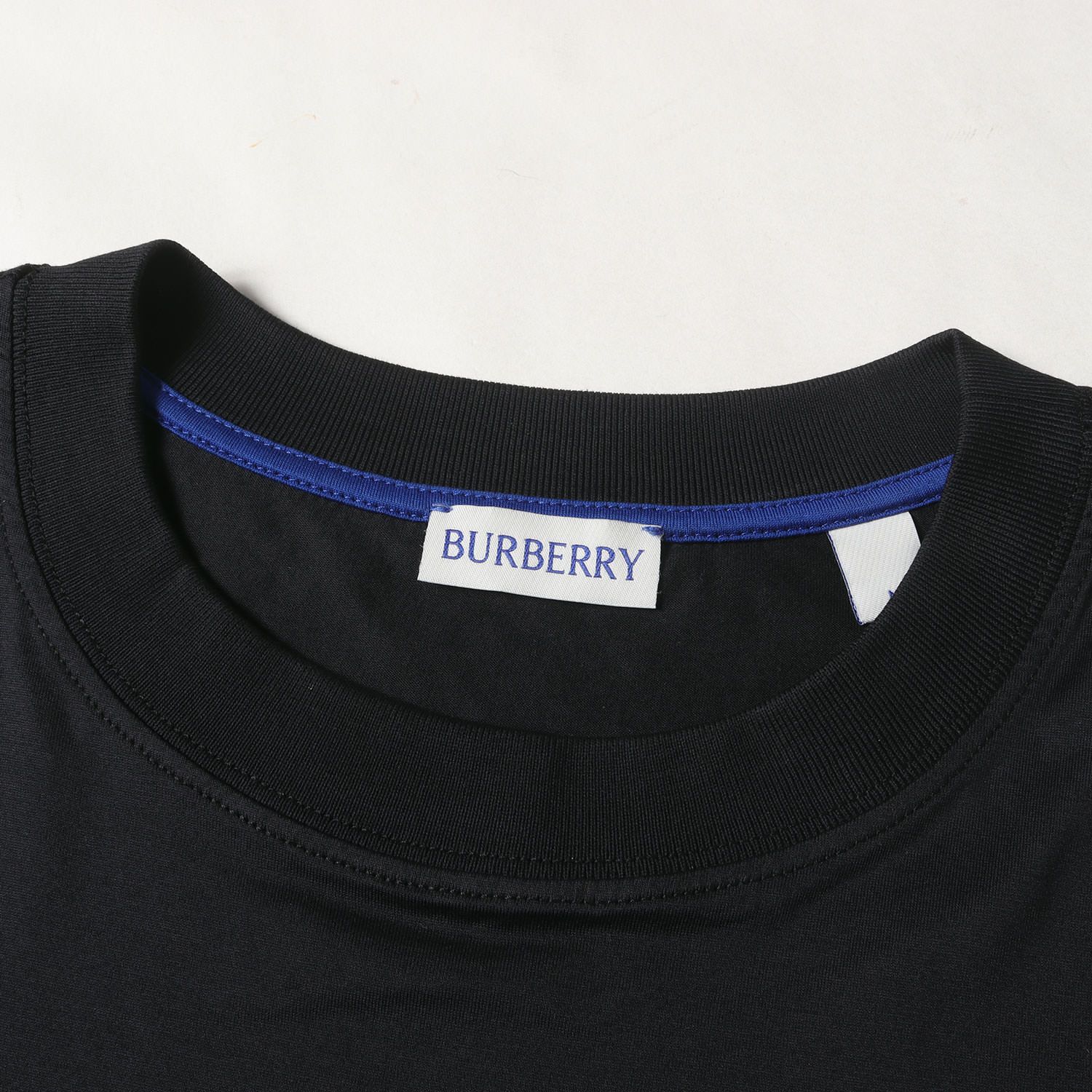 美品】BURBERRY バーバリー Tシャツ サイズ:M / ホース ロゴ 刺繍 