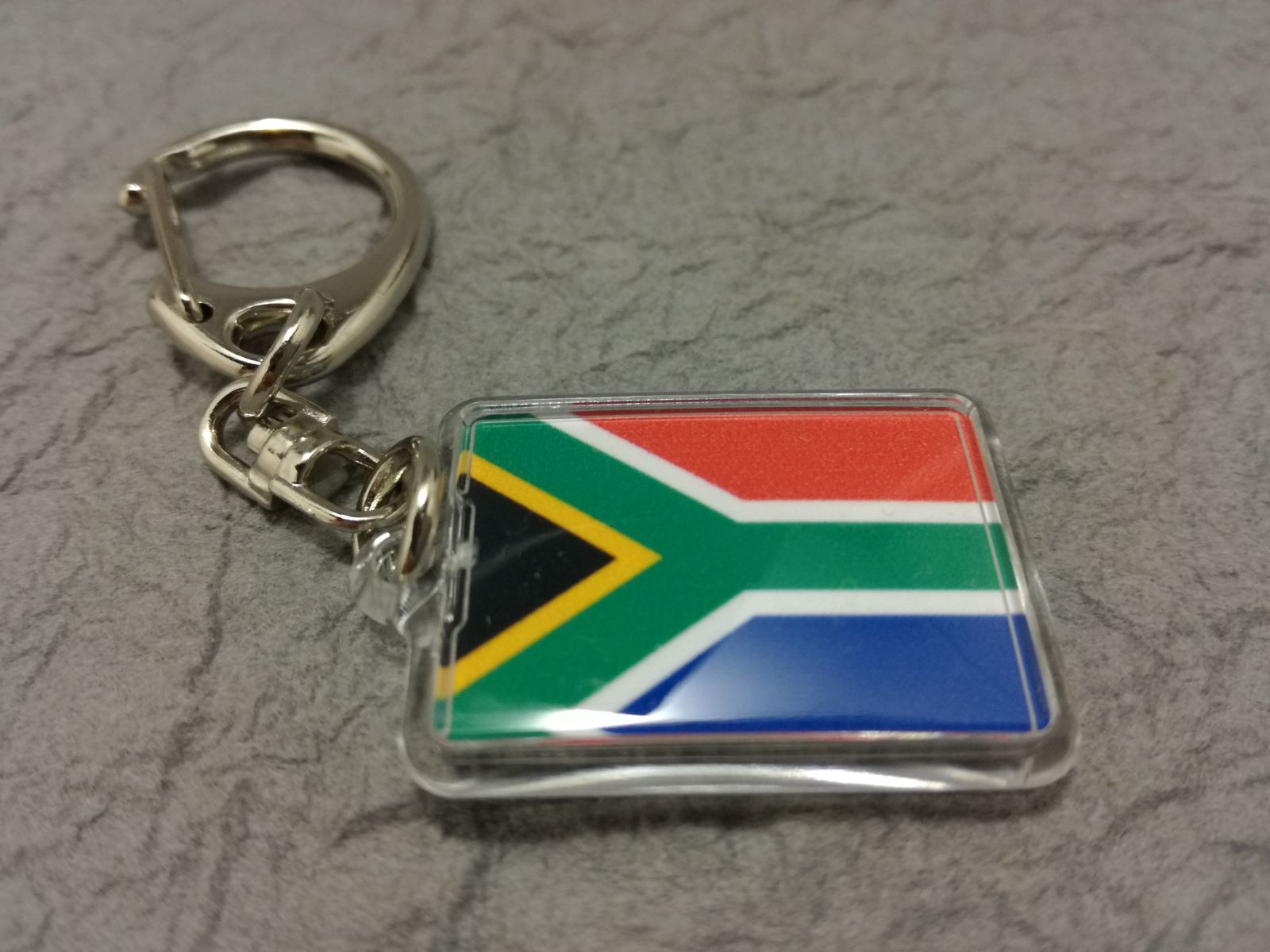 メルカリshops 新品 南アフリカ キーホルダー 国旗 South Africa