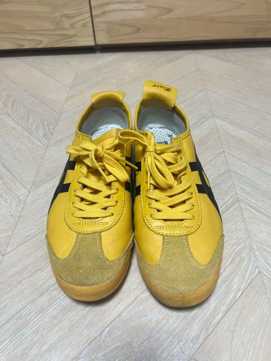 onitsuka tiger オニツカタイガー タイガー メキシコ 66 イエロー 黒 280