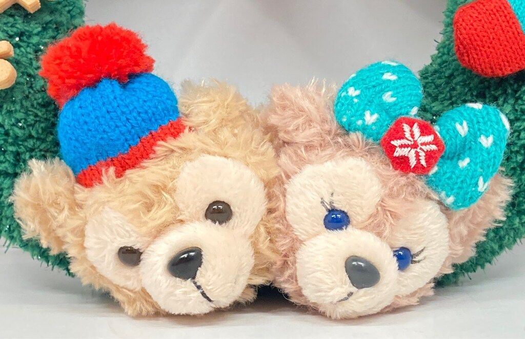 Disney - 販売終了！ディズニーシー クリスマス ダッフィー リース 東京ディズニーシーのダッフィー＆フレンズ冬限定グッズ10選