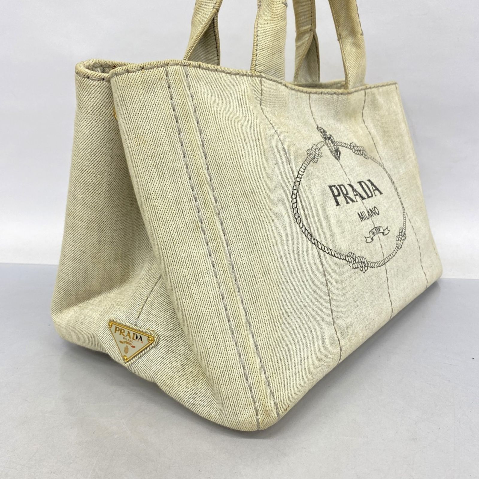 Prada プラダ