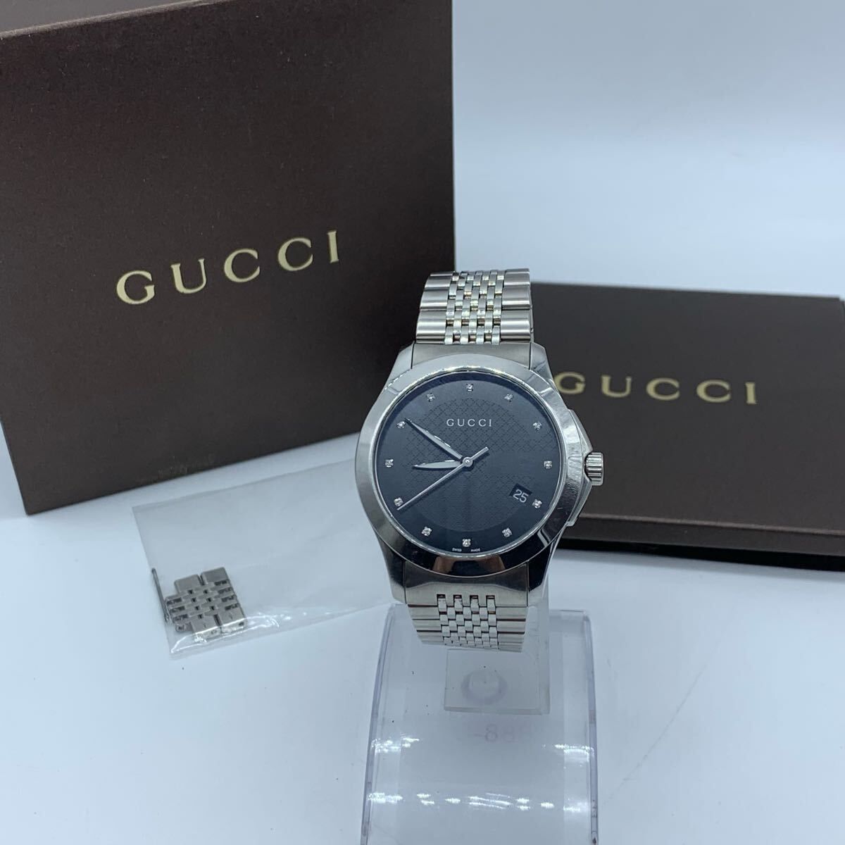 GUCCI グッチ Ｇタイムレス 126.4 12P ダイヤインデックス ブラック文字盤 デイト メンズ 腕時計 クオーツ き 動作品