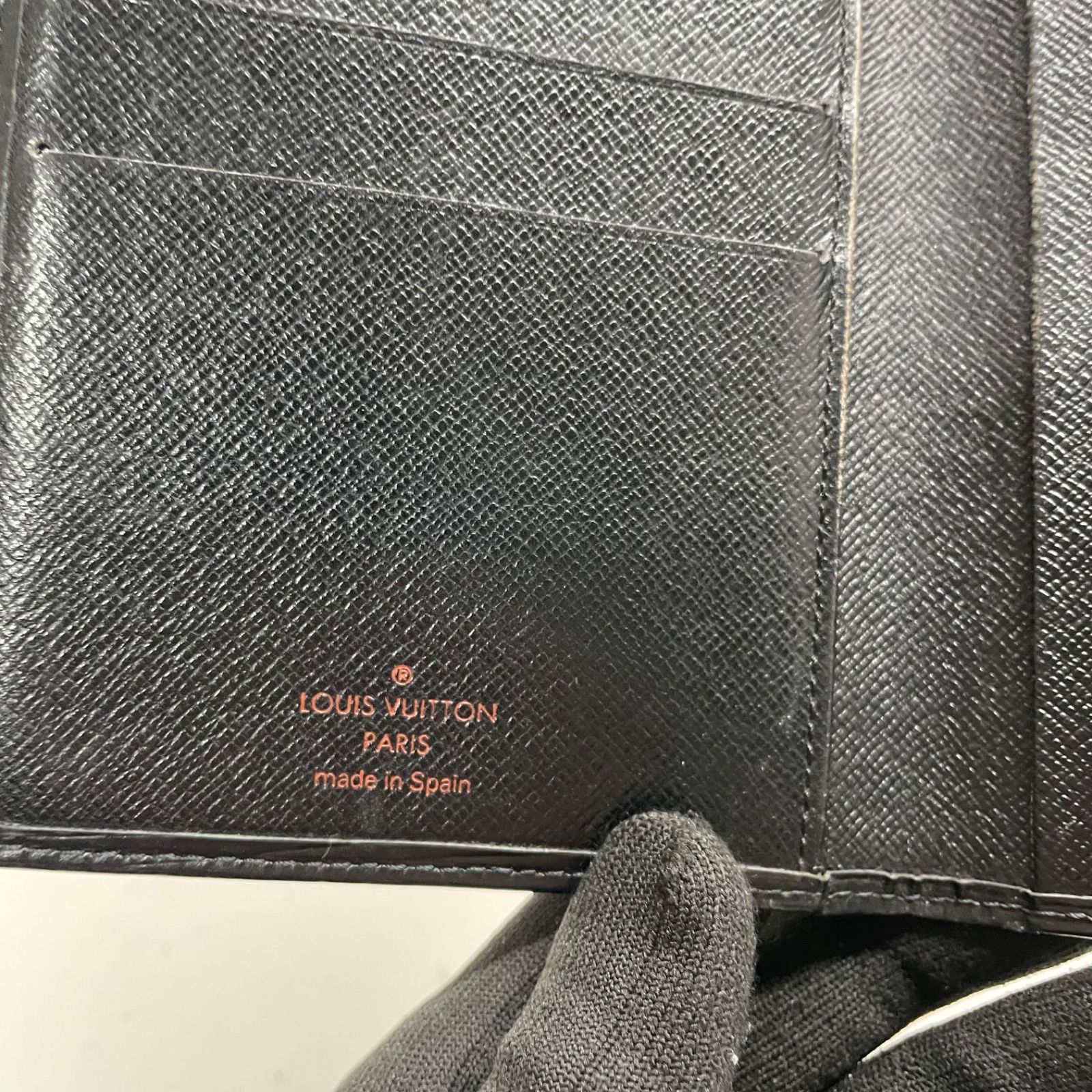 ルイヴィトン ポルトカルトクレディ エピ 長財布 ノワール 黒