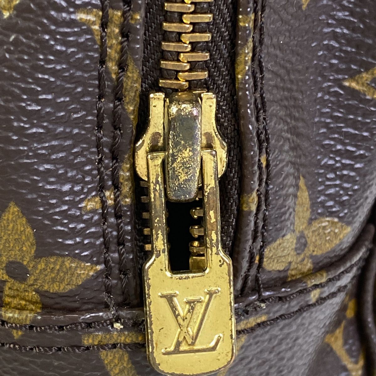 ルイ・ヴィトン Louis Vuitton トゥルース トワレット 28 メイク