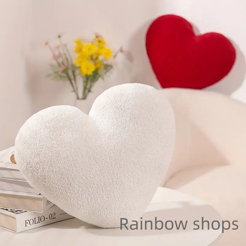 新品未使用】ラブリーなハート型クッション - 柔らかく心地よい