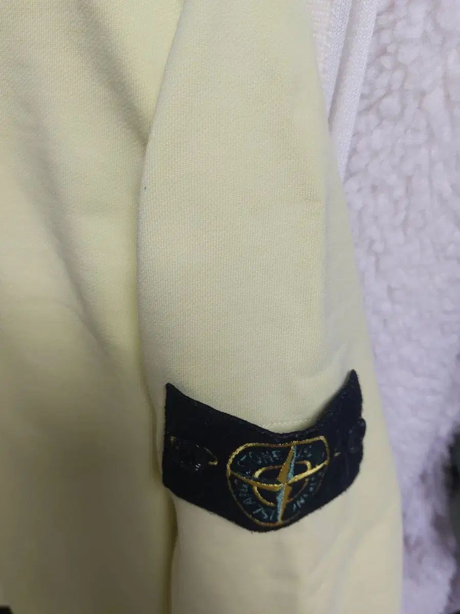 STONE ISLAND