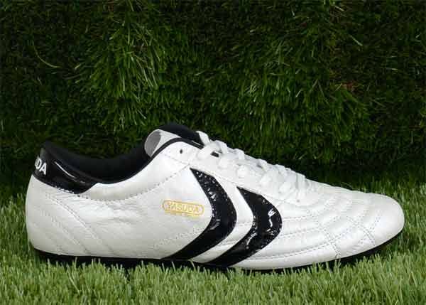 ヤスダ YASUDA リガレスタ Pro サッカースパイク 21SS F20001-0100 25.0cm LLC-HASEGAWATOSO_COM