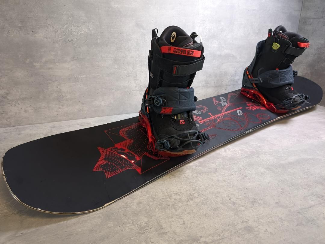 SALOMON VILLAIN 147cm ブーツ 2点セット SALOMON VILLAIN 147cm ブーツ 2点セット ウィンタースポーツ