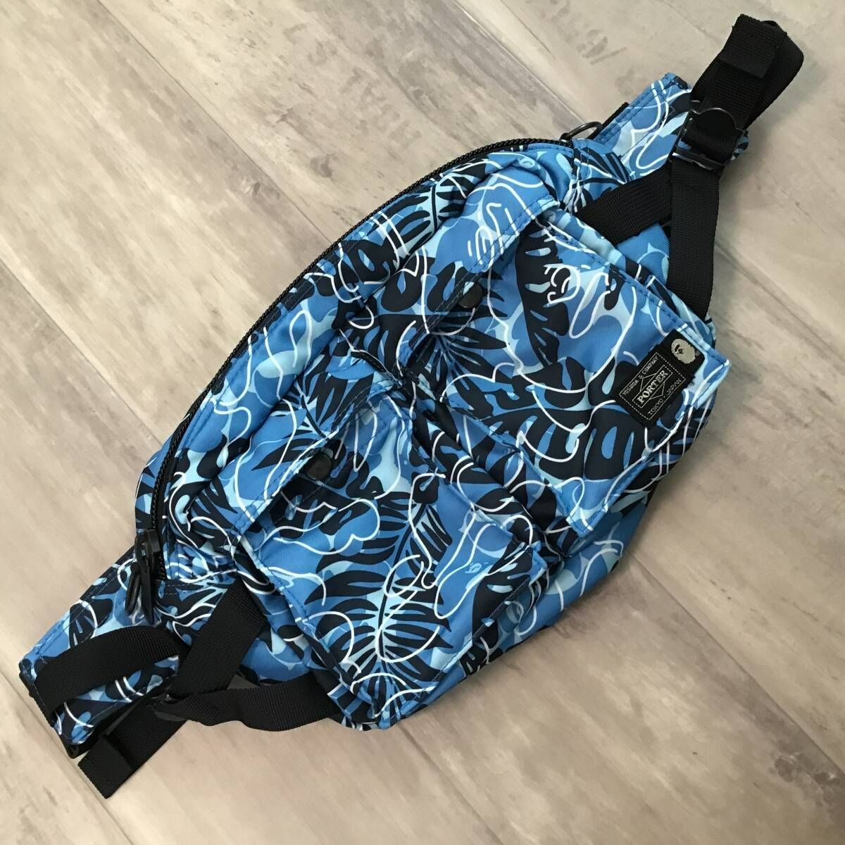 【希少】A BATHING APE × PORTER ウエストバッグ 希少 A BATHING APE × PORTER ウエストバッグ（希少PORTER × A
