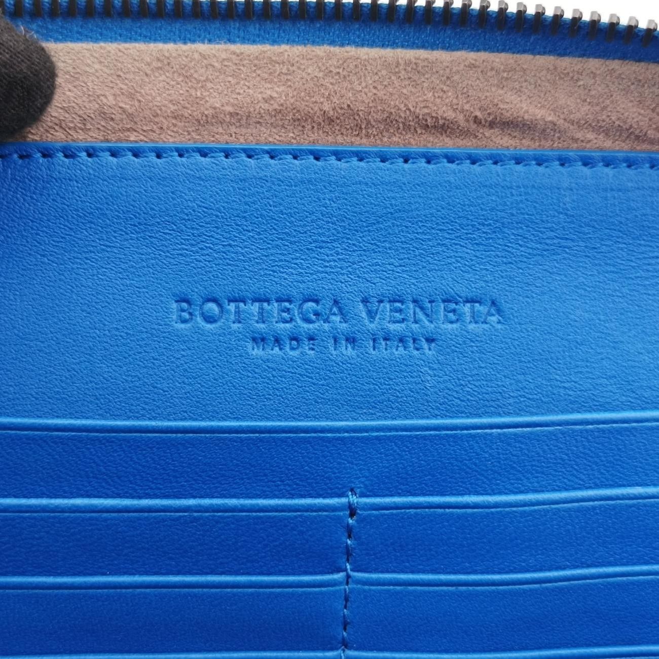 ボッテガヴェネタBottega VenetaイントレチャートブルーラムスキンB04971793R