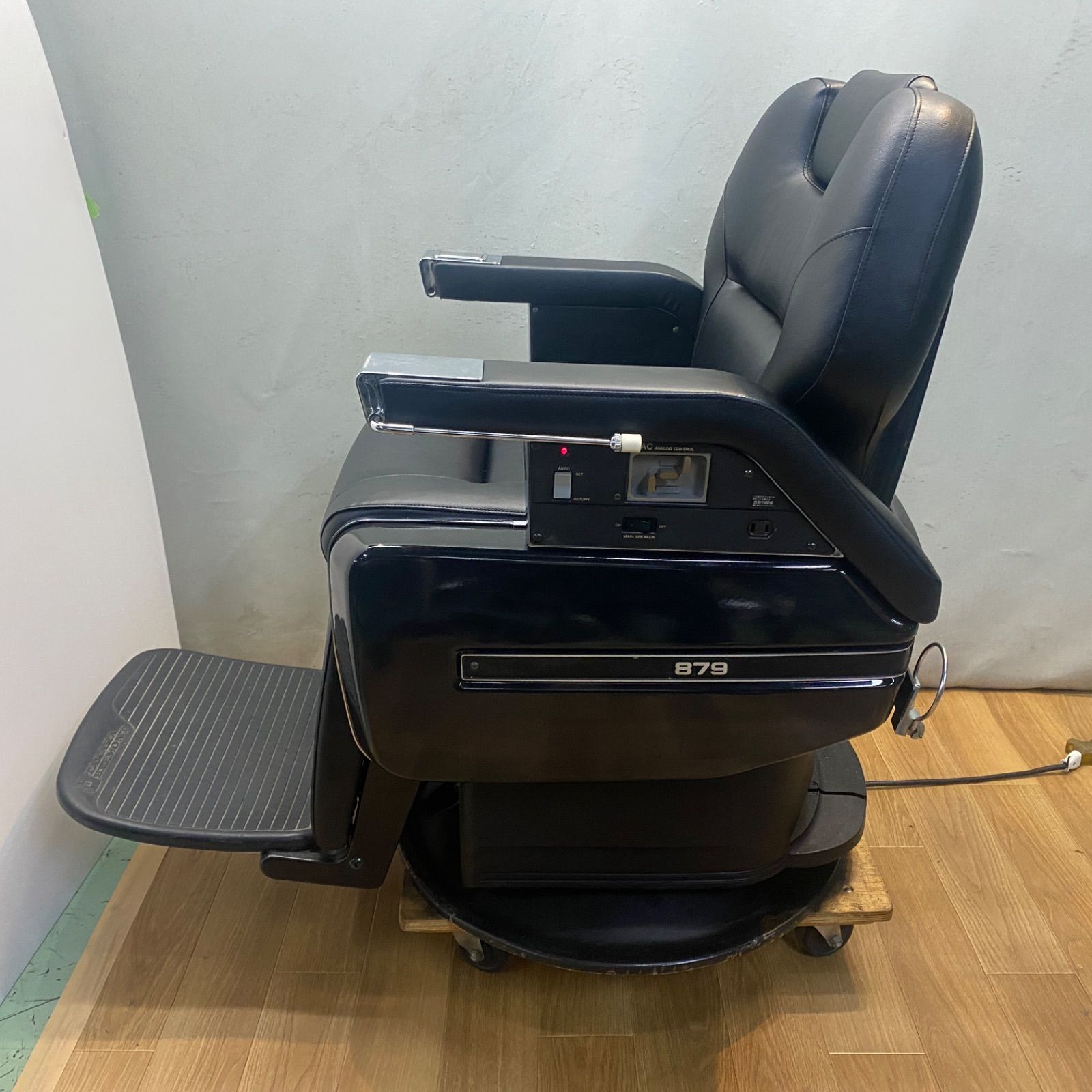 879プロスタッフ