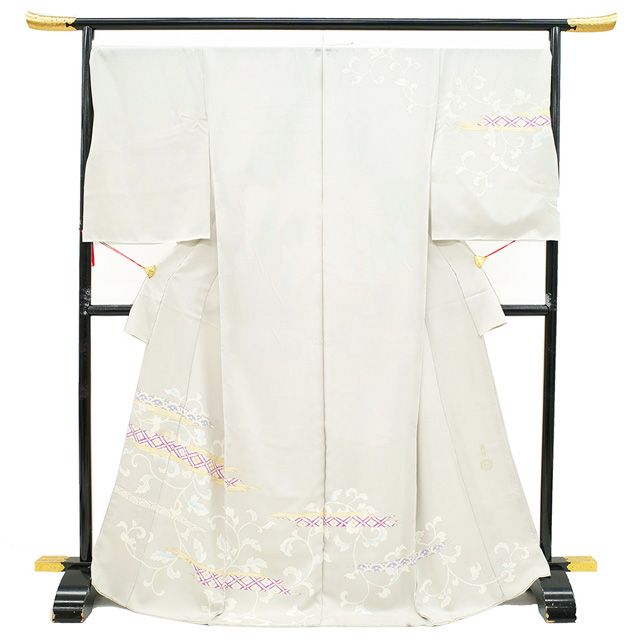 新古品 龍村美術織物 監修 訪問着 着物 未仕立て 仮絵羽 手描き友禅 正絹 金駒刺繍 金彩 ライトグレー 唐草 フォーマル 結婚式 入学式 卒業式 七五三 お茶会 販売 リサイクル 新古品 みやがわ sbs14079
