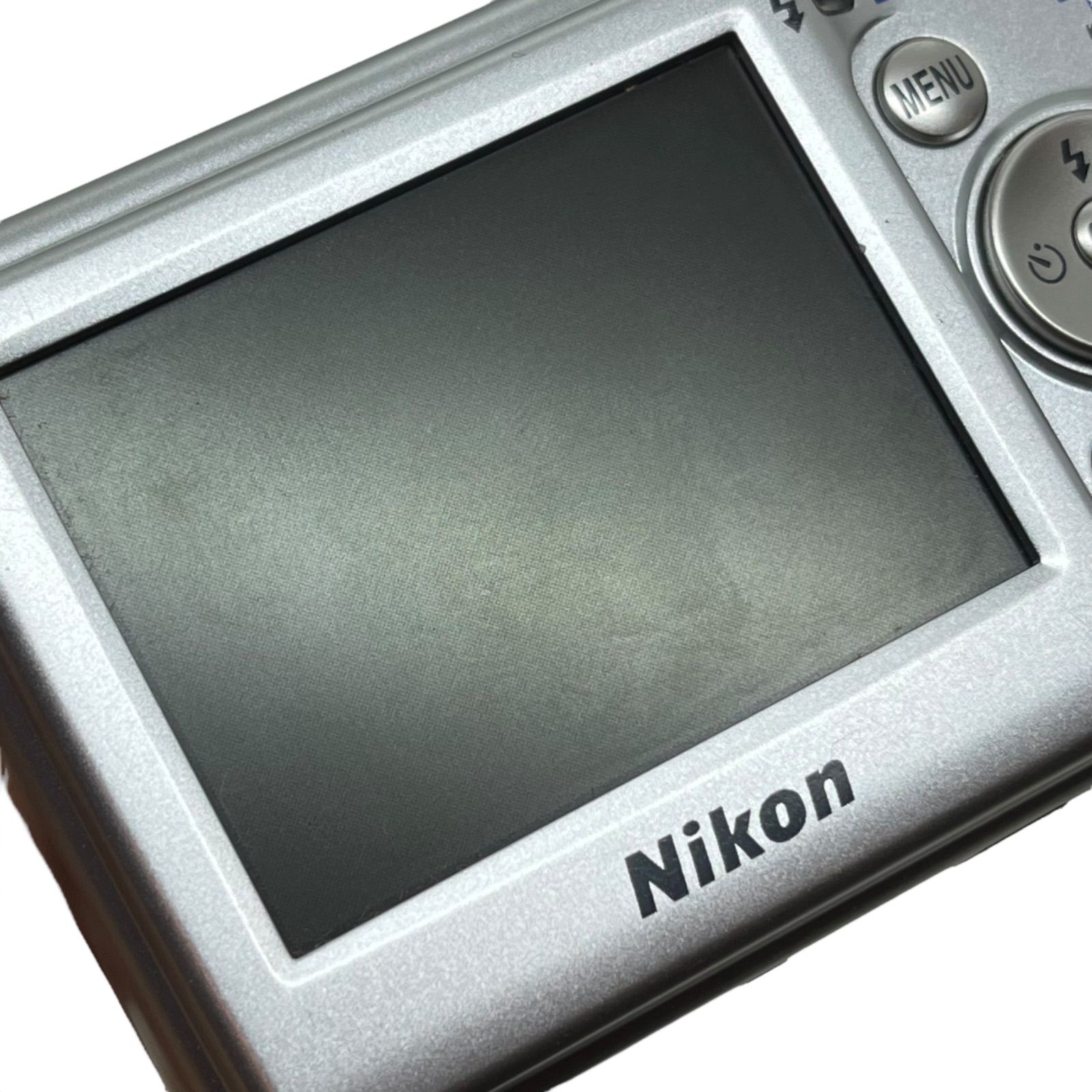 Nikon ニコン デジタルカメラ COOLPIX L11 動作確認済 管33987】通電