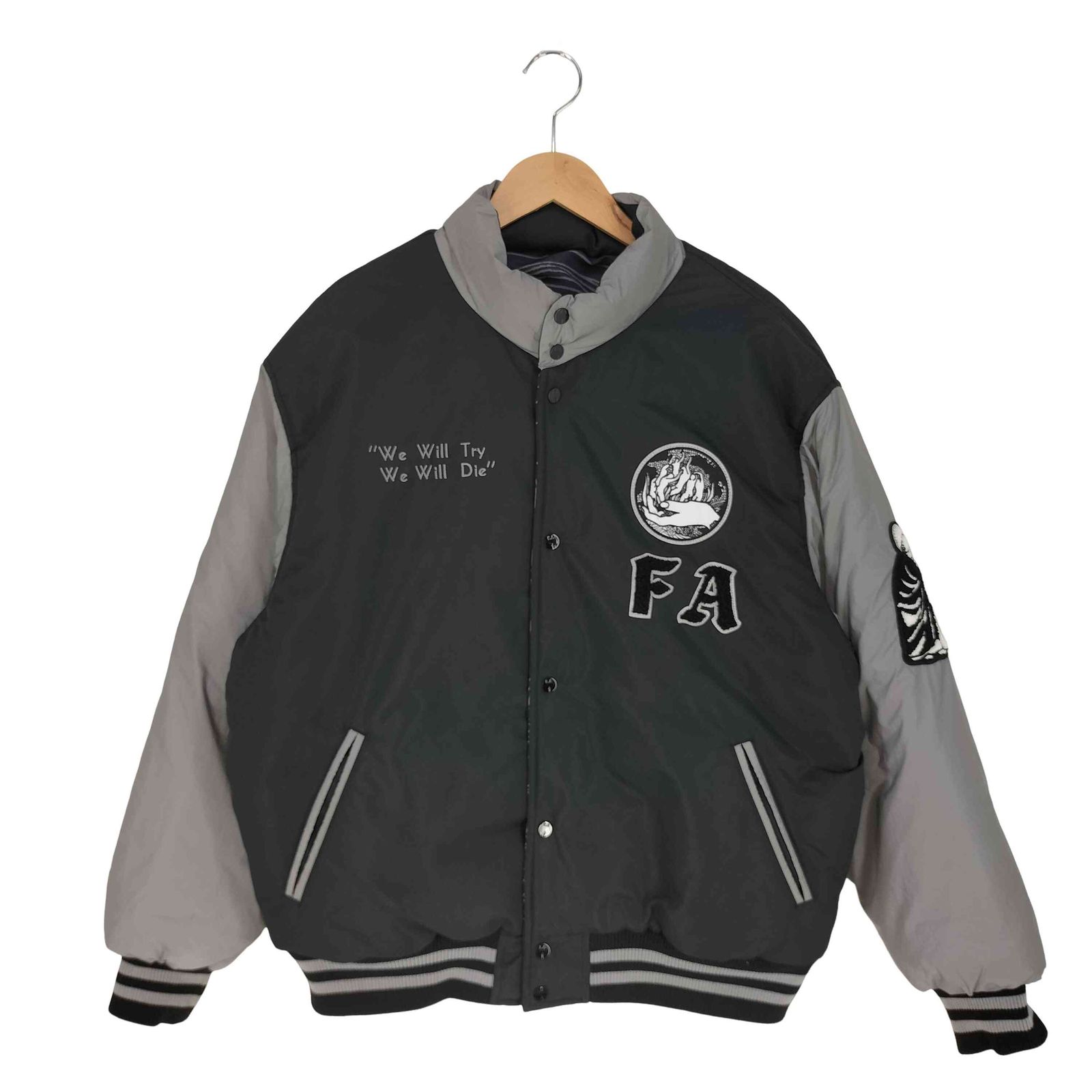 ファッキンオーサム FUCKING AWESOME Refflective Varsity Puffer リバーシブル リフレクティブ パフ  ジャケット メンズ JPN：XL - メルカリ