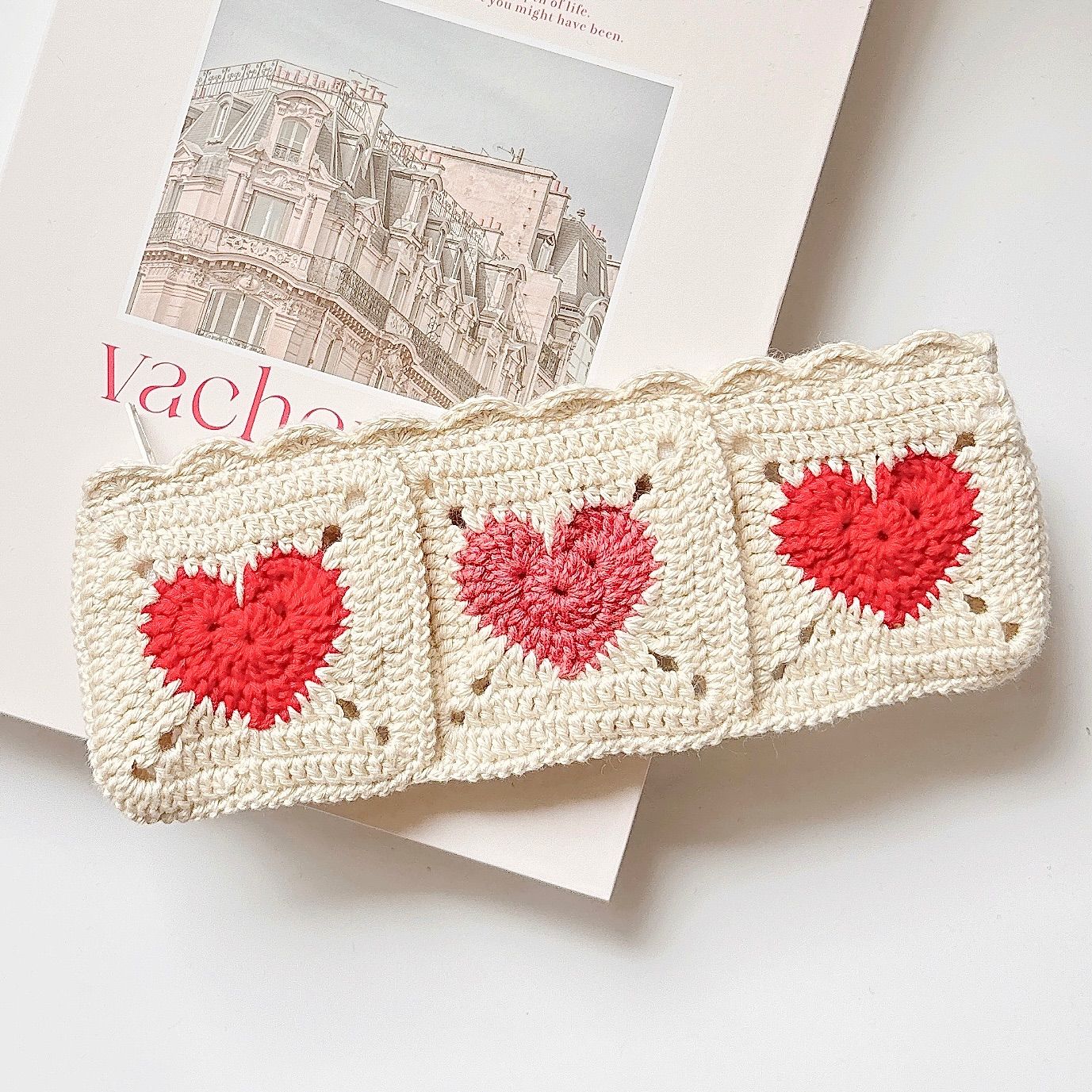 かぎ針編み ペンケース ハートのグラニースクエアペンケース