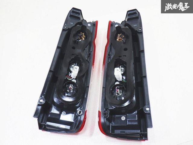 【美品　送料無料】トヨタ 200系ハイエース純正後期テールランプ　左 ※新車外し 楽天市場】【Eマーク取得】ハイエース テールランプ 純正 タイプ