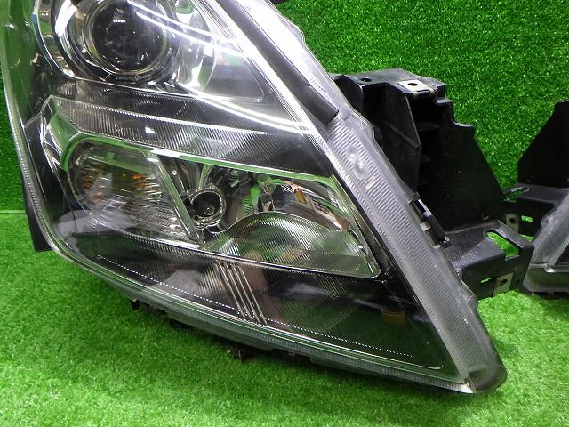 車 MPV ヘッドライト 左右 HID LY3P 後期 P5620 シ バラスト付 AFS無 