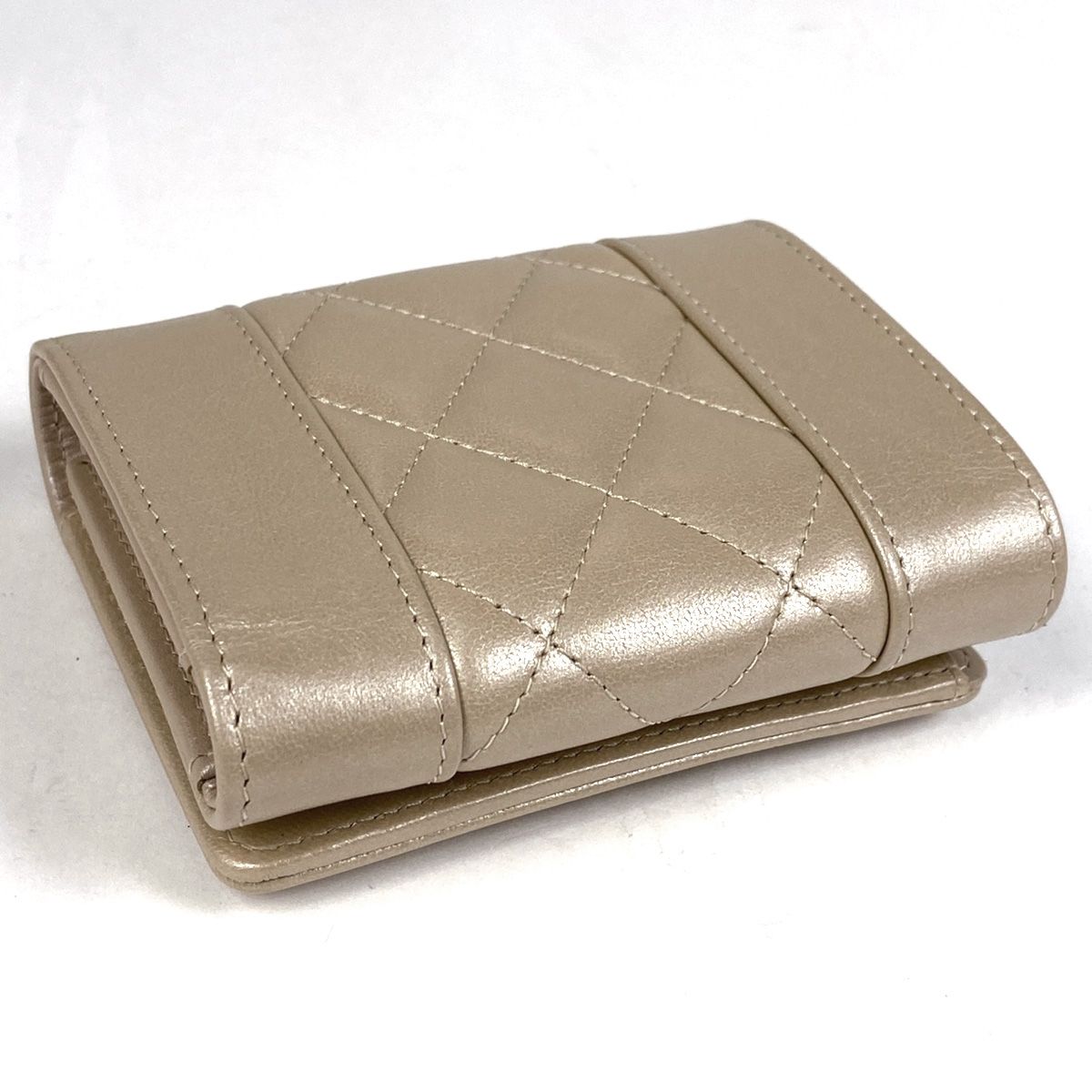 CHANEL ココマーク マトラッセ 三つ折りミニ財布 CHANEL シャネル 三つ折り財布 レディース AP3827 B15620 94305