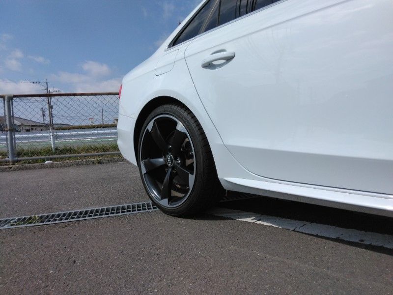 新品 4本セット Audi 純正ボルト対応 アウディ 19インチ タイヤ