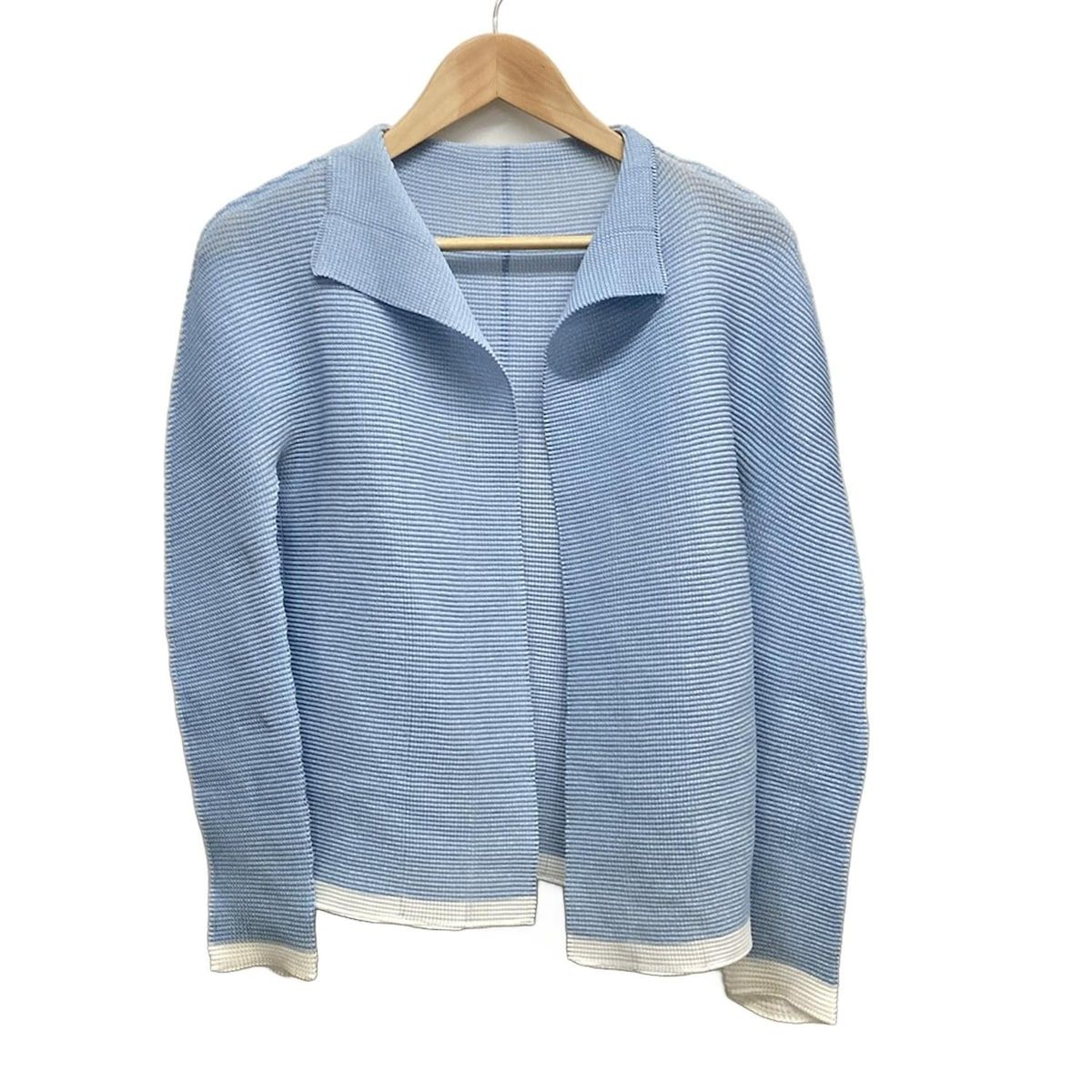 me ISSEY MIYAKE(ミー/イッセイミヤケ) カーディガン レディース