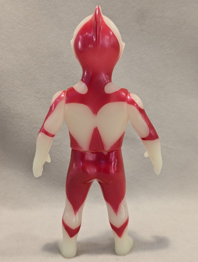 MAXTOY ウルトラマン 蓄光成型/目金 MAXTOY ミニソフビ怪獣倉庫