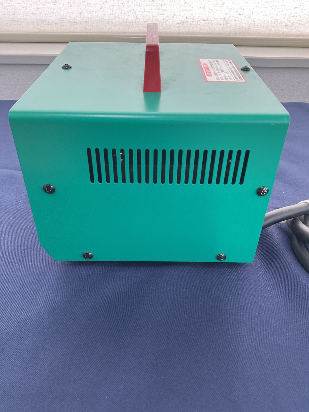 トランス 変圧器