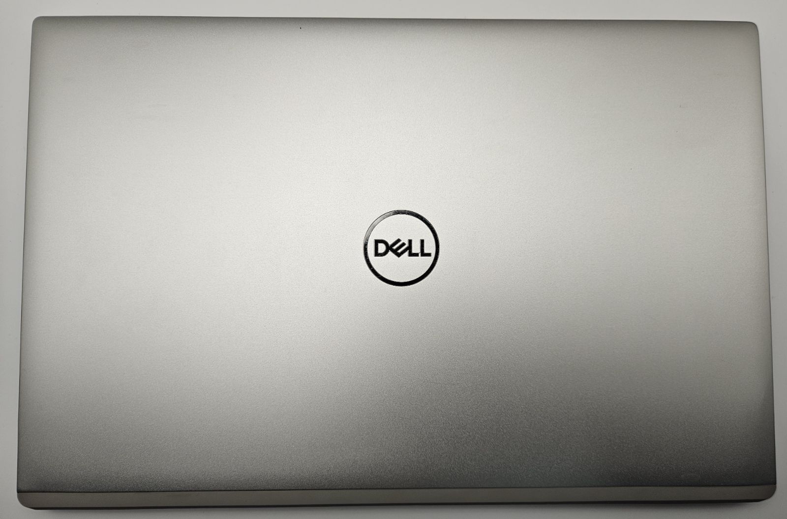 第10世代 Core i5 DELL Vostro 13 5300 i5-10210U 8/256（Win11