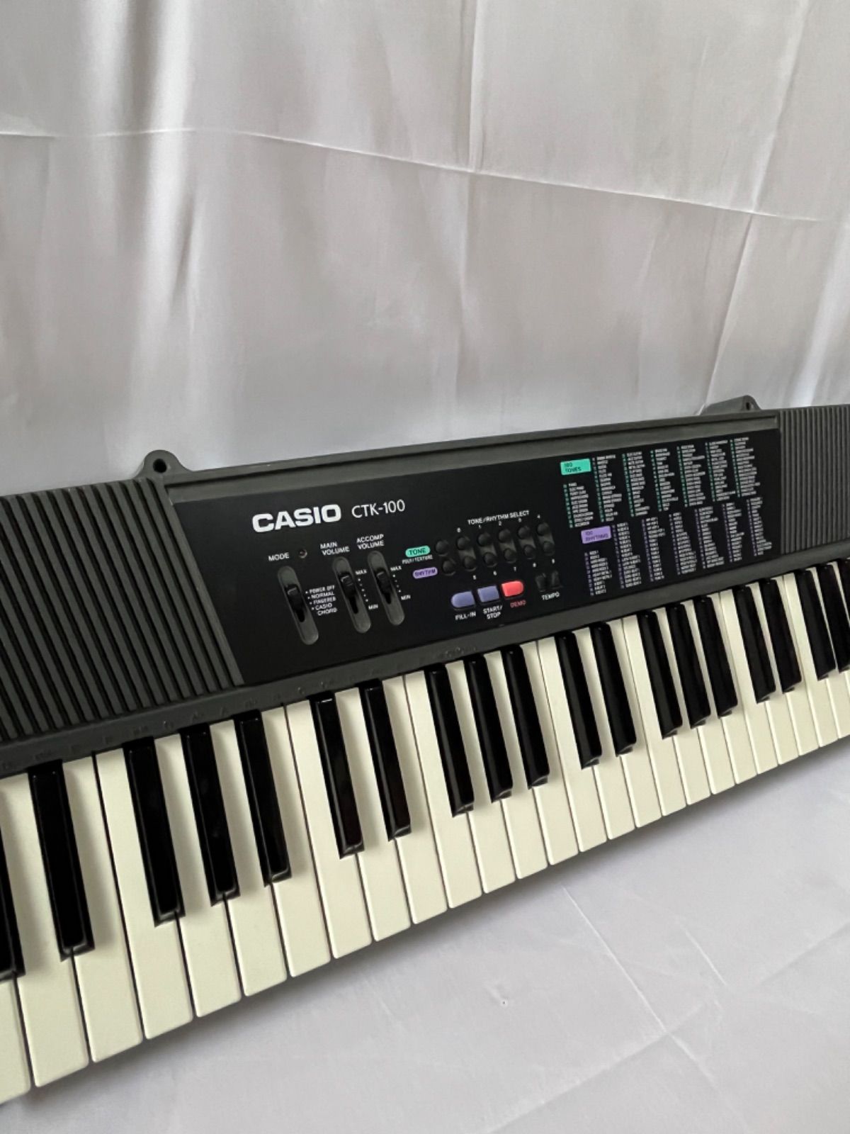 CASIO電子ピアノ　CTK-100