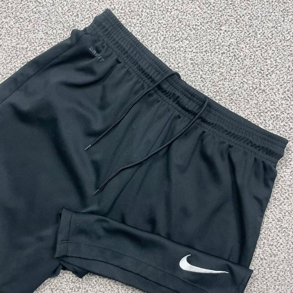 Nike(ナイキ) ドライフィット 黒 ハーフパンツ M 250502 Nike(ナイキ) ドライフィット 黒 ハーフパンツ M 250502