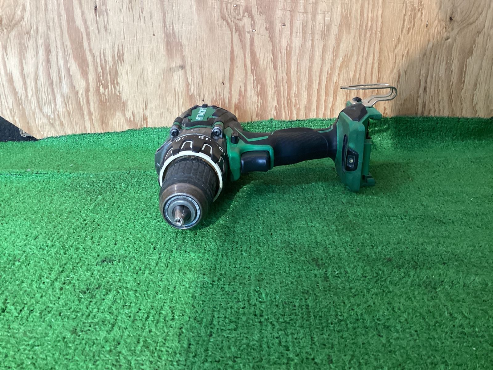 新商品続々。 日立工機 DV36DA 充電式振動ドライバドリル バッテリ×1 付属品 ケース有 現状品 Q-221 お早めにどうぞ！！