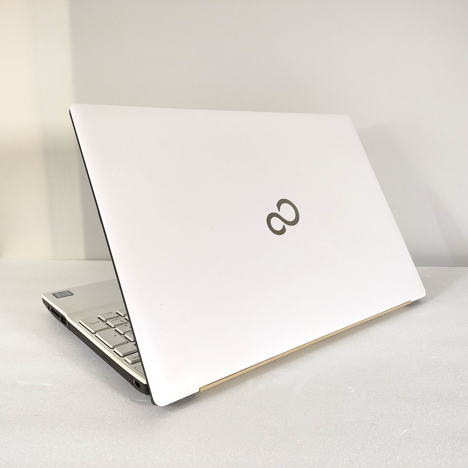 美品】富士通 LIFEBOOK AH45/D Core i3 SSD500GB Office - メルカリ