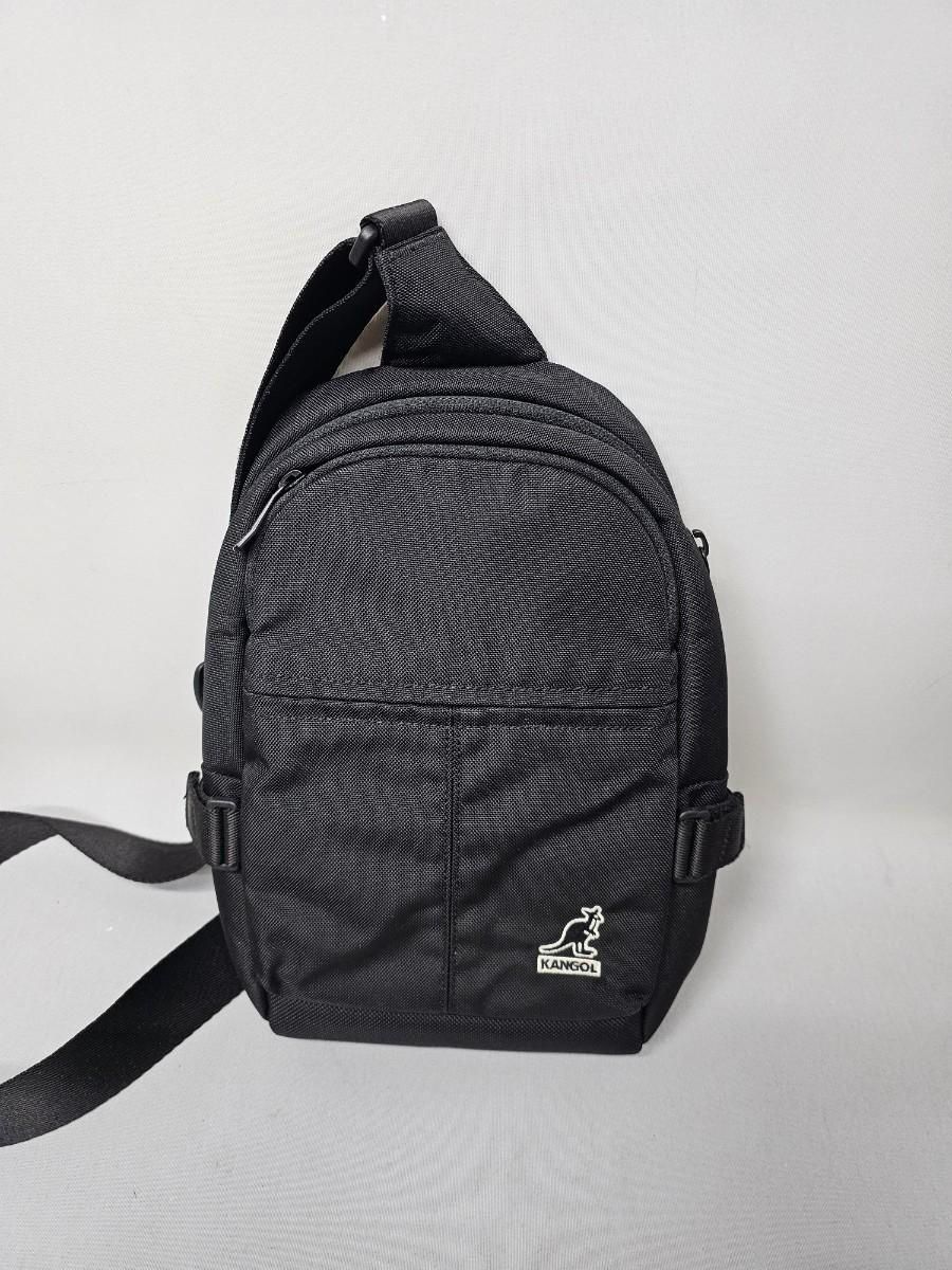 【雷市場（ポンジャン）商品韓国直送】kangol(カンゴール) クロスバッグ (スリングバッグ)