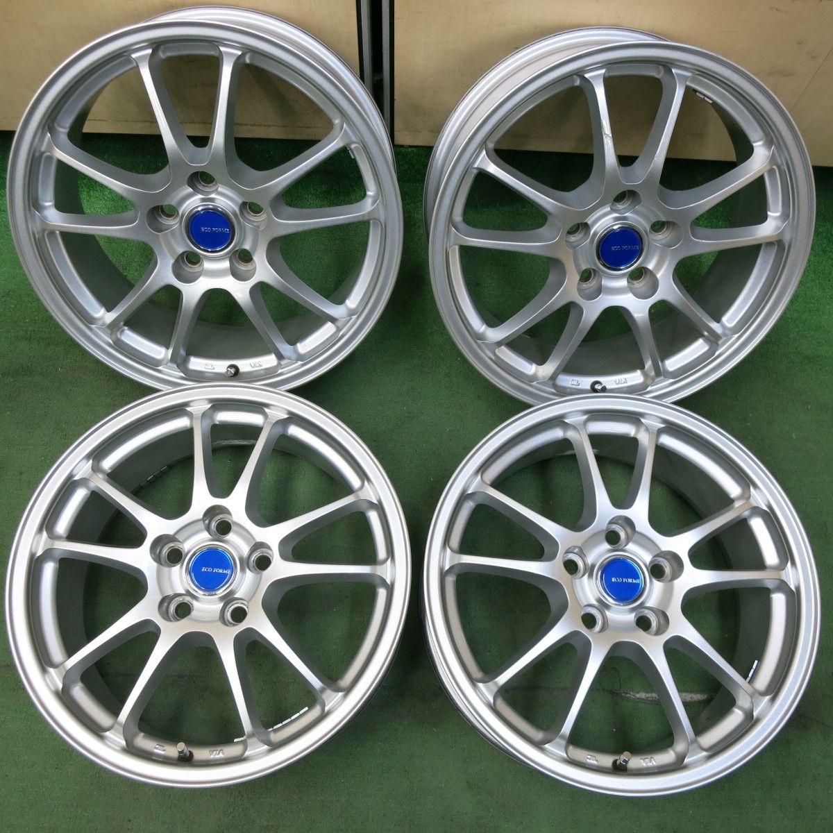 [送料無料] キレイECO FORME エコフォルム 17インチ 社外 アルミ ホイール 17×7J PCD114.3/5H5012803SYホ
