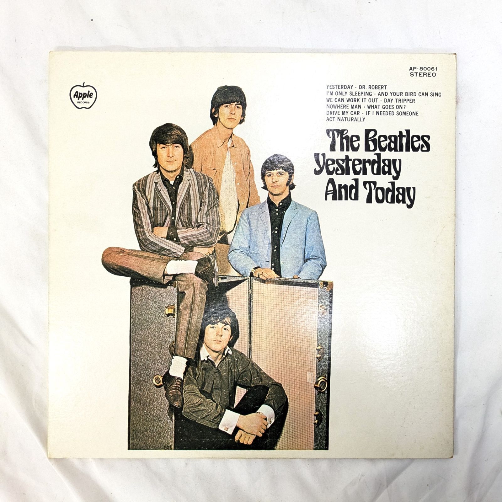 ビートルズ　イエスタデイ・アンド・トゥデイ Amazon.co.jp: the COMPLETE YESTERDAY AND TODAY: ミュージック