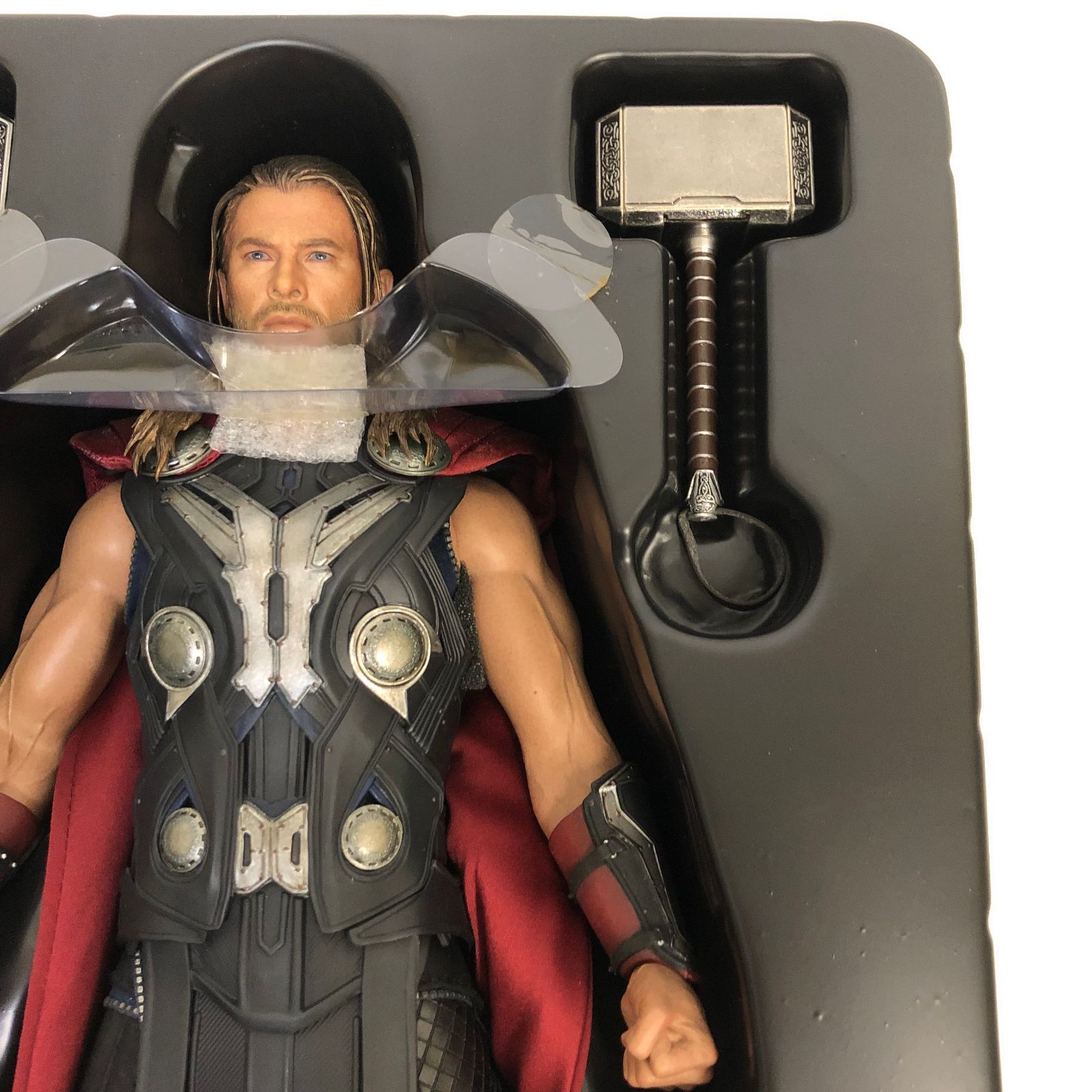 アベンチャーズ／エイジオブウルトロン 1／6 スケールフィギュア