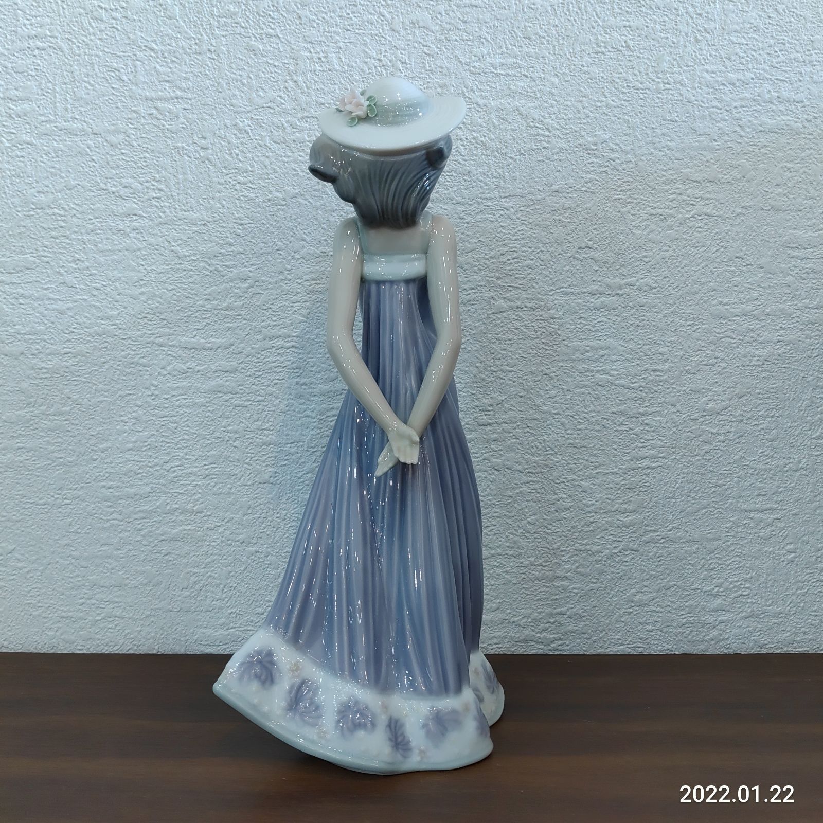 リヤドロ 5644 『少女スーザン』 LLADRO フィギュリン