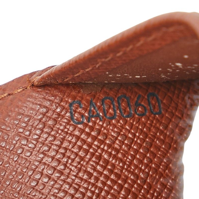 VUITTON 1-0210511