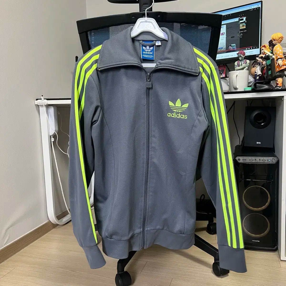 adidas アディダス ヨーロッパ セットアップ 85