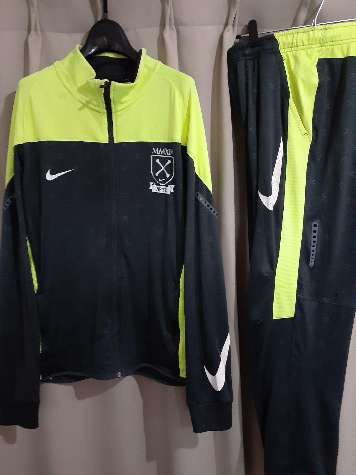 NIKE NFTB ピステ 上下セット