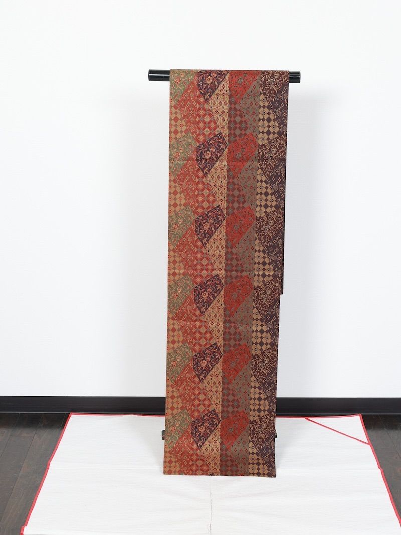 開き名古屋帯 美品 優品 花 横段 箔 紺色 正絹 【中古】 名古屋帯 美品