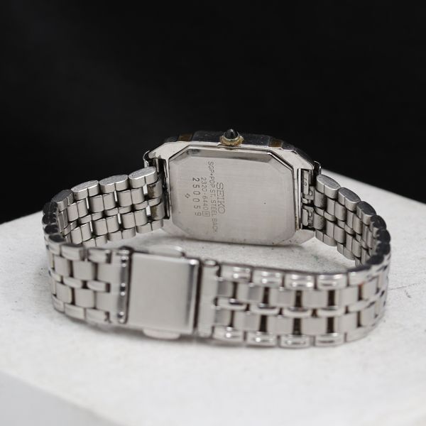 稼働 セイコー エクセリーヌ 2320-6440 QZ ホワイト文字盤 レディース