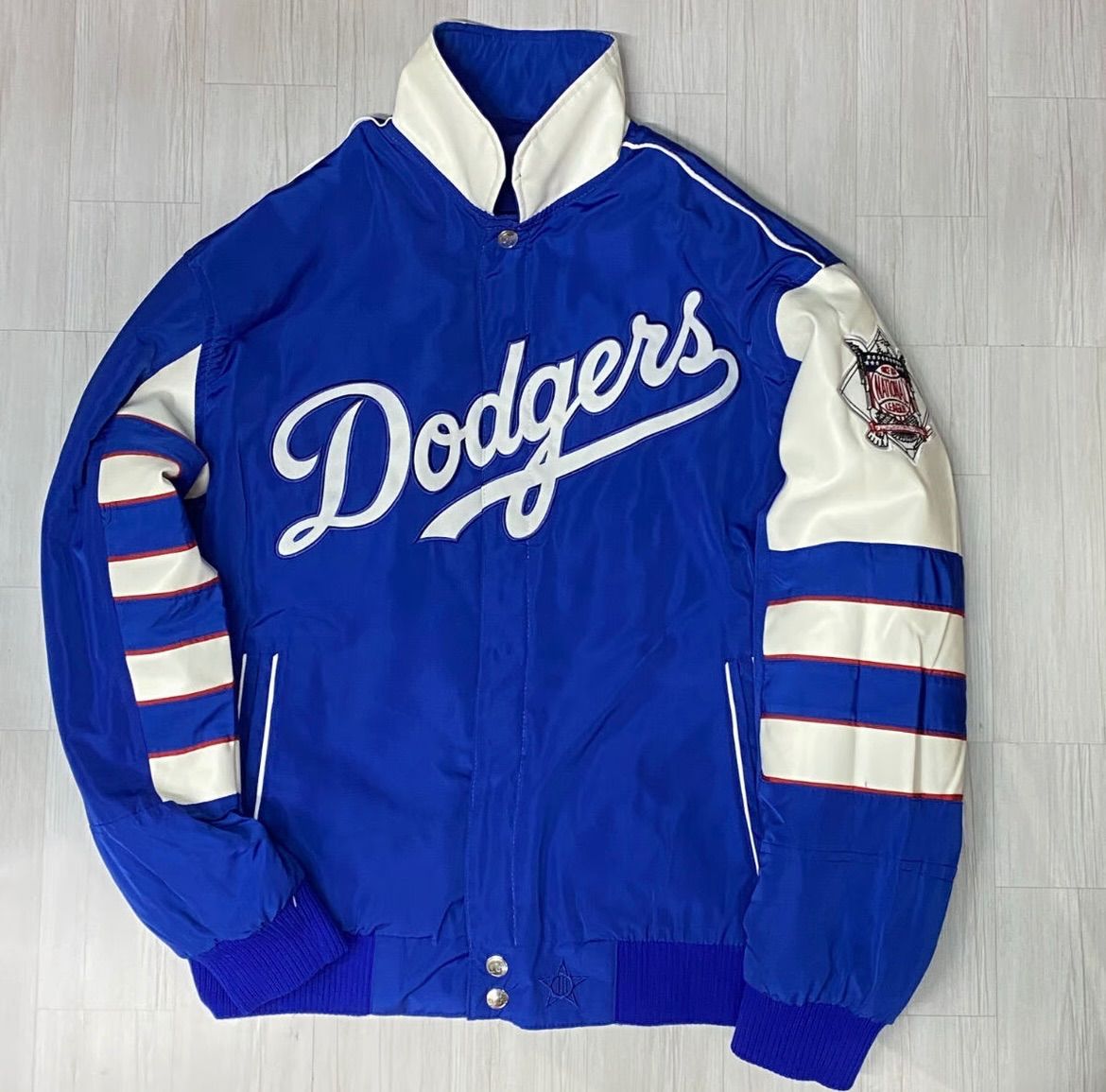 豊富な品ドジャース　スターター　アノラックパーカー　MLB dodgers ジャケット・アウター