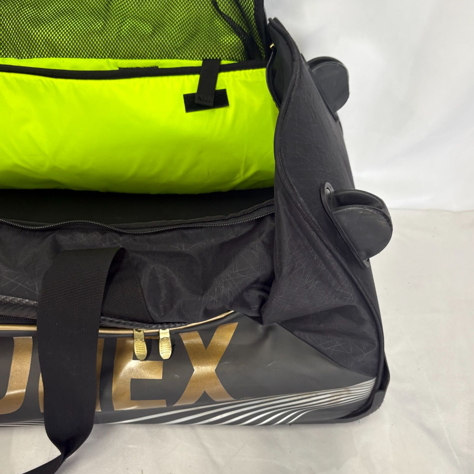 yonex(ヨネックス) キャスターツキボールバッグ2 テニスボールケース (ac383-007) キャスターバッグ. BAG2400C|BAG2400Cヨネックス公式オンライン