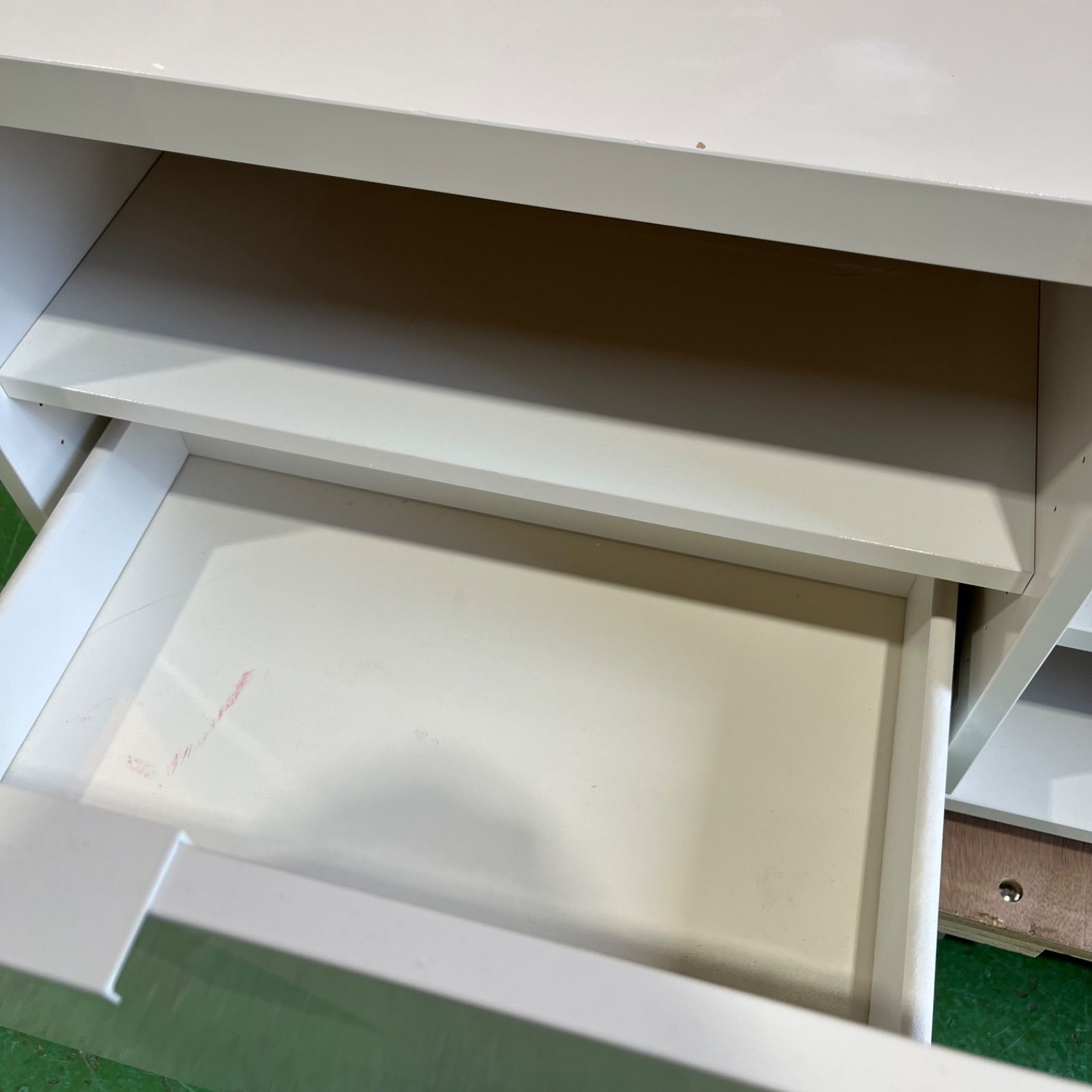 IKEA/イケア】テレビ台 テレビボード 収納付き ホワイト 白