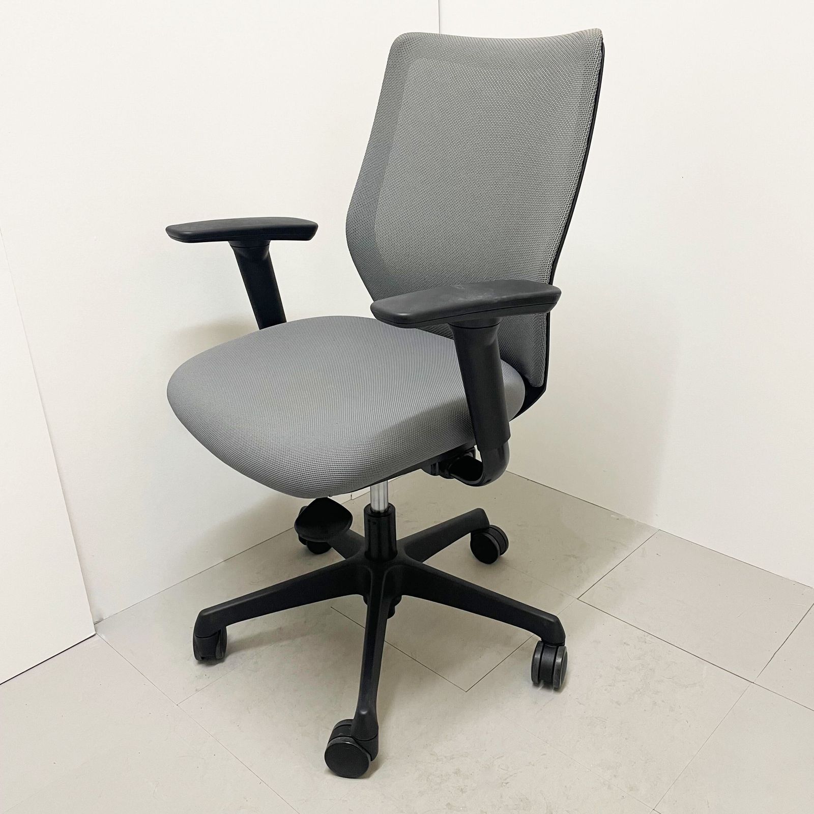 【中古 S(美品)】CG-M(シージーエム) CG91YR-FZK2