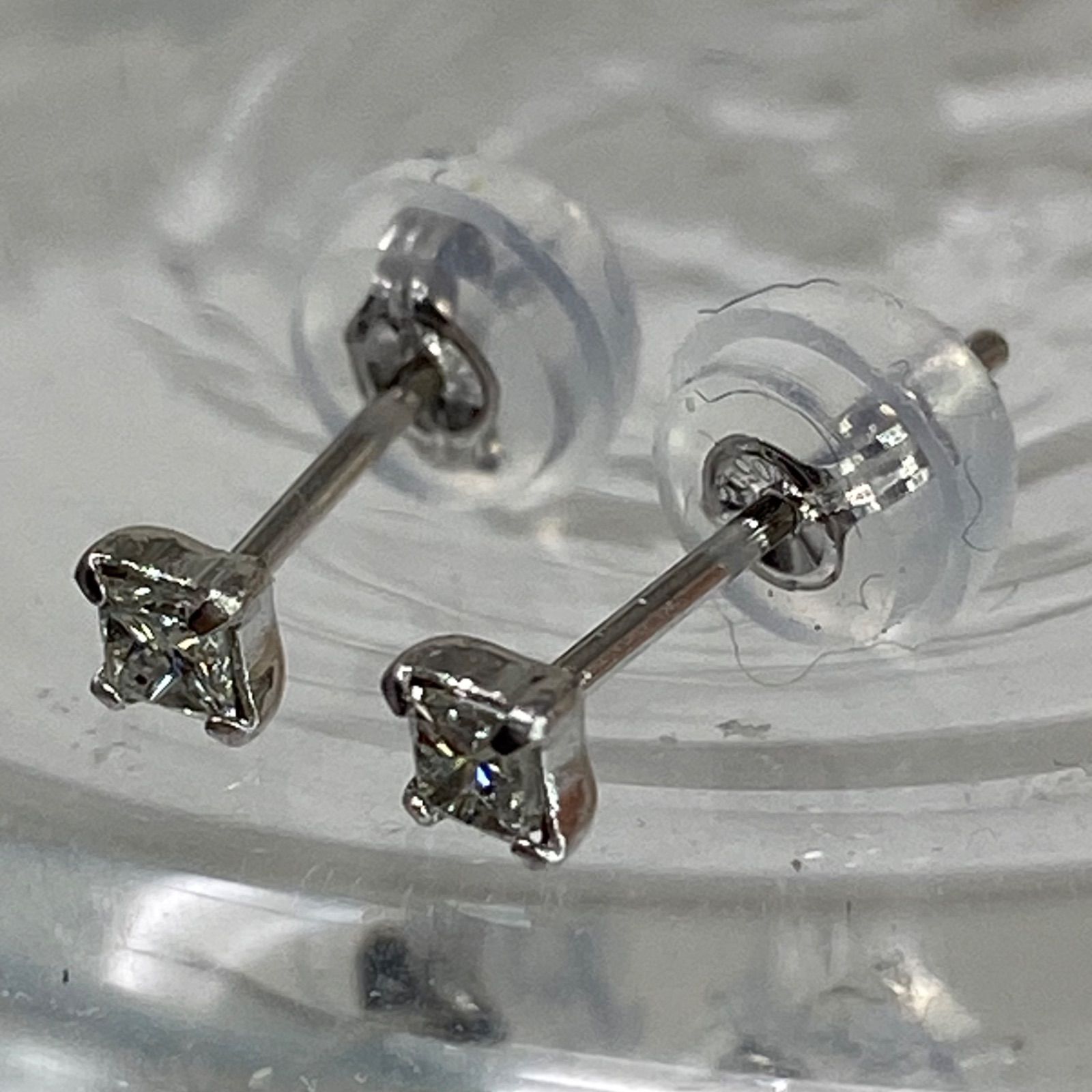 pt900 プラチナ 天然ダイヤモンド 0.08ct ピアス-